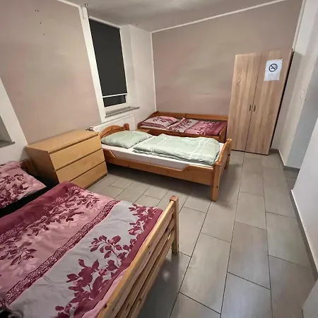 Ferien-&Monteurwohnung zentral Übach-Palenberg 1