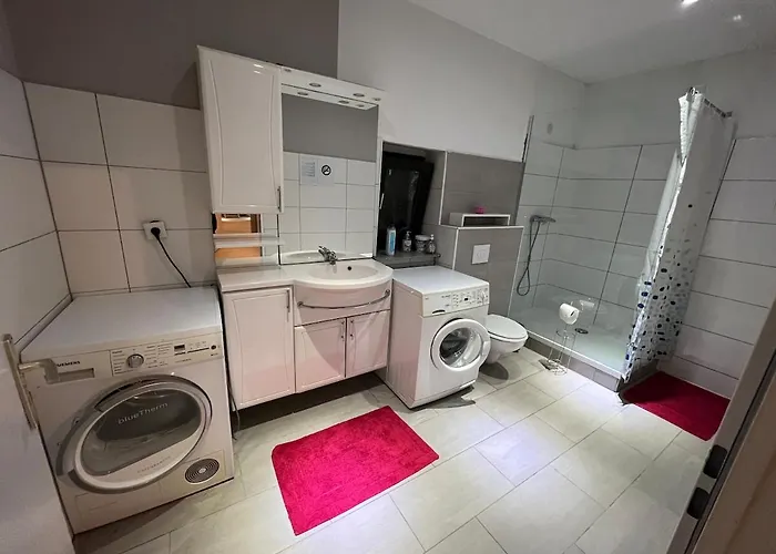 Ferien- & Monteurwohnung Zentral Uebach-palenberg 1 Appartement Ubach-Palenberg